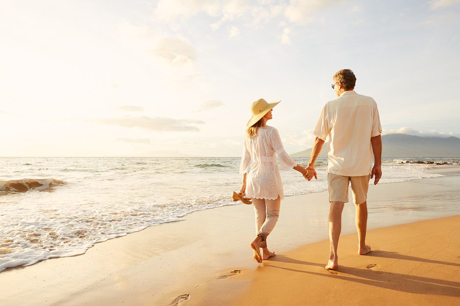 Elderly Care in Rancho Cordova CA: Tips for a Day at the Beach