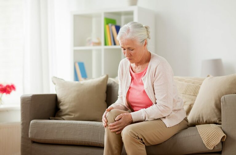 Home Care in Elk Grove CA: When to Worry About Aches and Pains